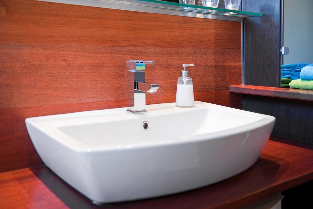 Best Inn Poznan Apartament Wojskowa 객실 사진