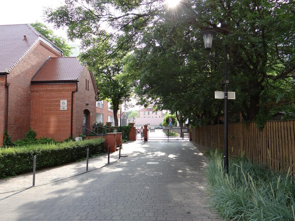 Best Inn Poznan Apartament Wojskowa 외부 사진
